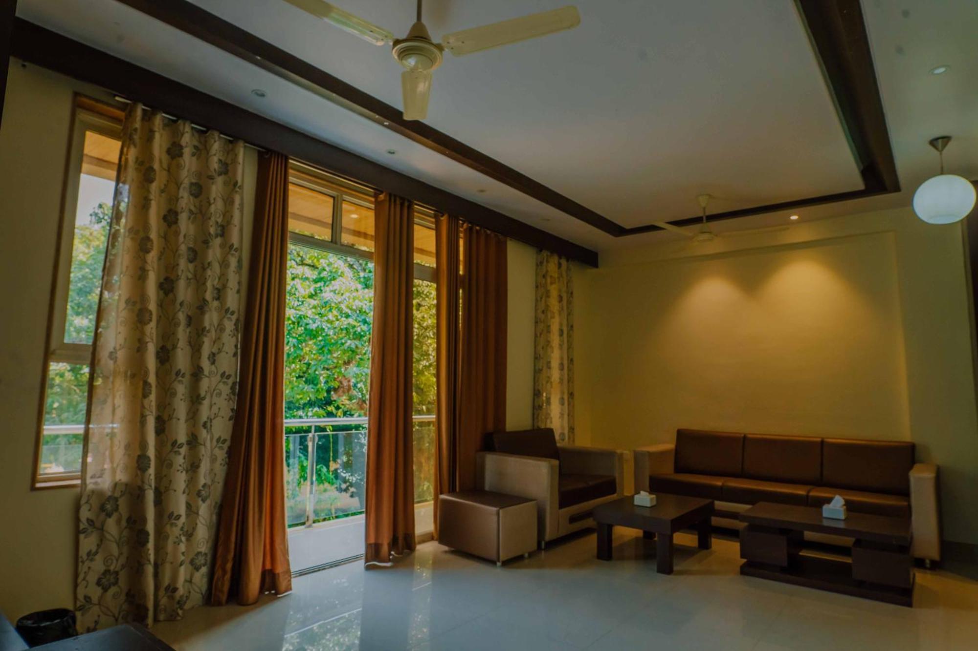 Hotel Oakwood Mahabaleshwar Room photo